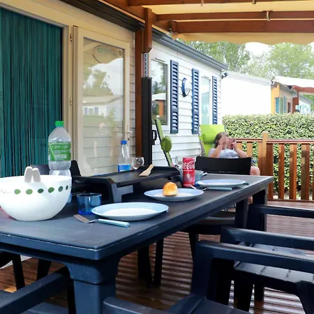 *mobilhome «vacances A La » *mobilhome 4 Personnes * Climatise 캠프장
